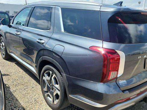 Used 2025 Hyundai Palisade Limited AWD/4WD image 6