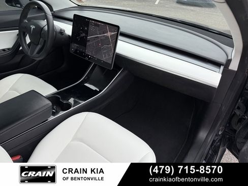 Used 2020 Tesla Model 3 Long Range image 31