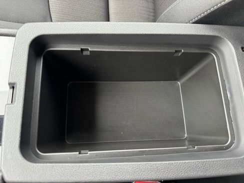 Used 2024 Nissan Altima 2.5 SV image 17