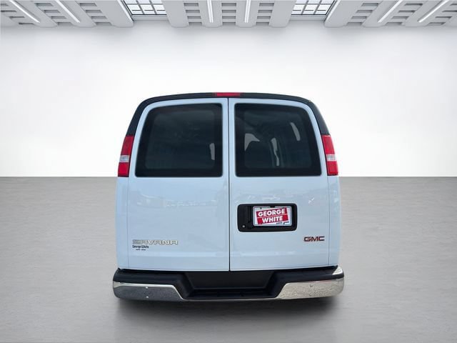 Used 2025 GMC Savana 2500 w/ Driver Convenience Package RWD image 5