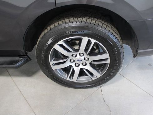 Used 2024 Ford Expedition Limited image 62