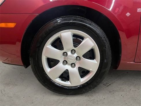 Used 2007 Kia Optima LX image 15