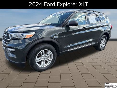 Used 2024 Ford Explorer XLT w/ Equipment Group 202A AWD/4WD image 1