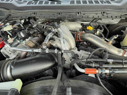 Used 2024 Ford F350 Lariat w/ Lariat Ultimate Package image 34