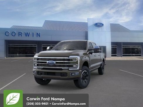 New 2026 Ford F250 Platinum w/ Platinum Plus Package AWD/4WD image 3