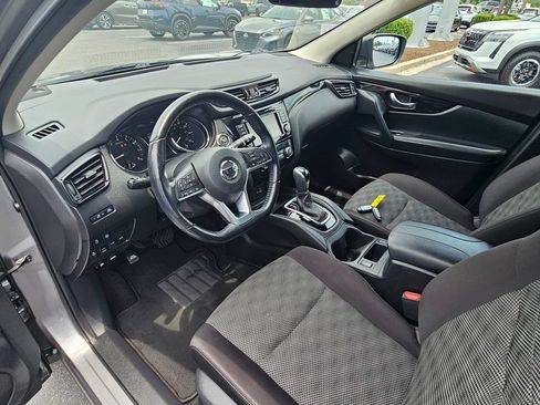 Used 2021 Nissan Rogue Sport SV AWD/4WD image 15
