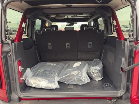 New 2025 Ford Bronco Badlands w/ Sasquatch Package AWD/4WD image 26