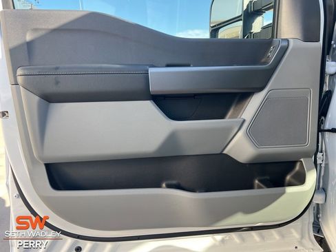 New 2026 Ford F250 XLT w/ FX4 Off-Road Package image 19