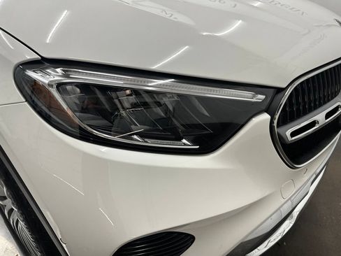 Certified 2025 Mercedes-Benz GLC 300 image 11