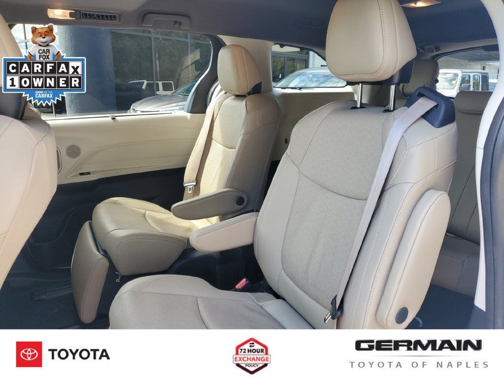 Used 2024 Toyota Sienna Limited FWD image 20