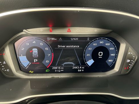 Used 2025 Audi Q3 2.0T Premium image 16