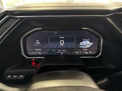 Used 2024 GMC Sierra 2500 Denali Ultimate AWD/4WD image 20