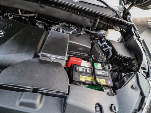 Used 2017 Toyota Highlander Limited image 30