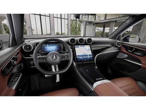Certified 2023 Mercedes-Benz GLC 300 4MATIC image 3