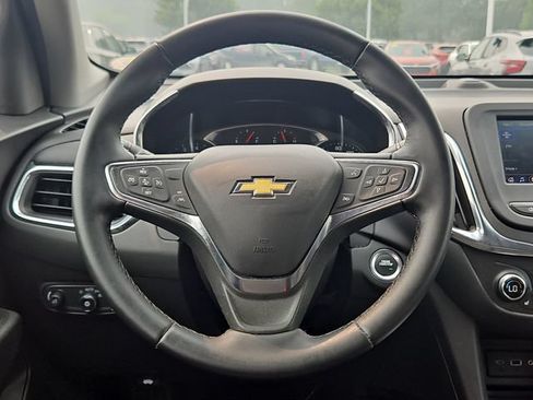 Used 2024 Chevrolet Equinox LT FWD image 14