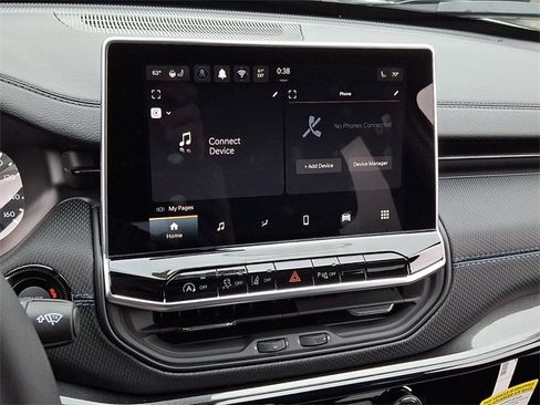 New 2026 Jeep Compass Limited image 13