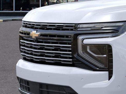 New 2026 Chevrolet Suburban High Country AWD/4WD image 13