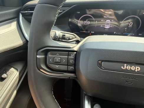 New 2026 Jeep Cherokee Limited AWD/4WD image 19