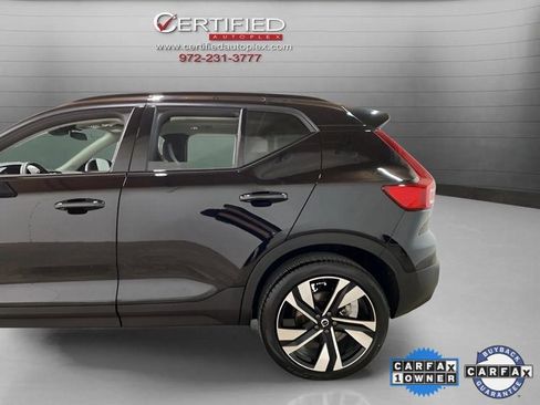Used 2025 Volvo XC40 B5 Plus image 90