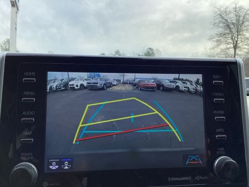 Used 2019 Toyota RAV4 XLE image 15