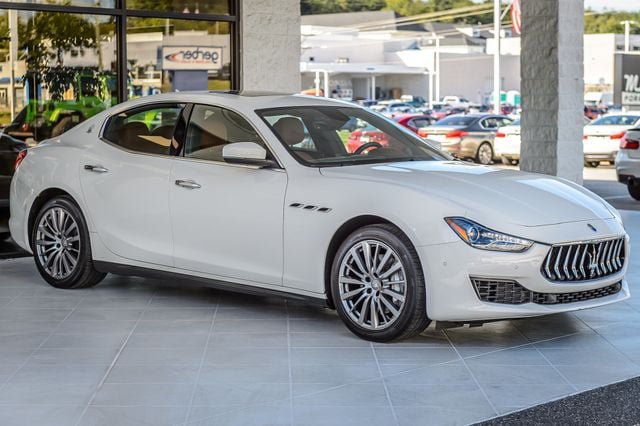Used 2018 Maserati Ghibli RWD image 4