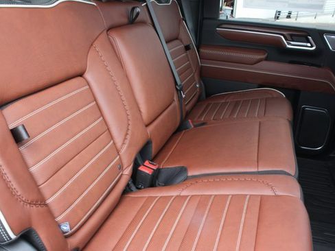 New 2026 GMC Sierra 3500 Denali Ultimate image 32