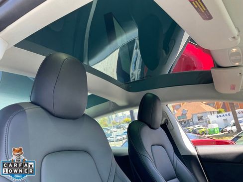 Used 2022 Tesla Model 3 Long Range AWD/4WD image 67