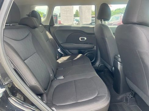 Used 2019 Kia Soul w/ Convenience Package FWD image 13