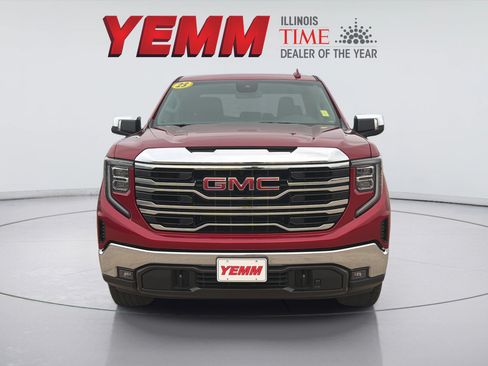 Used 2023 GMC Sierra 1500 SLT w/ SLT Premium Package AWD/4WD image 12