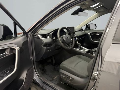 Used 2023 Toyota RAV4 XLE FWD image 11