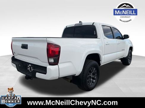 Used 2023 Toyota Tacoma SR5 w/ Technology Package AWD/4WD image 8