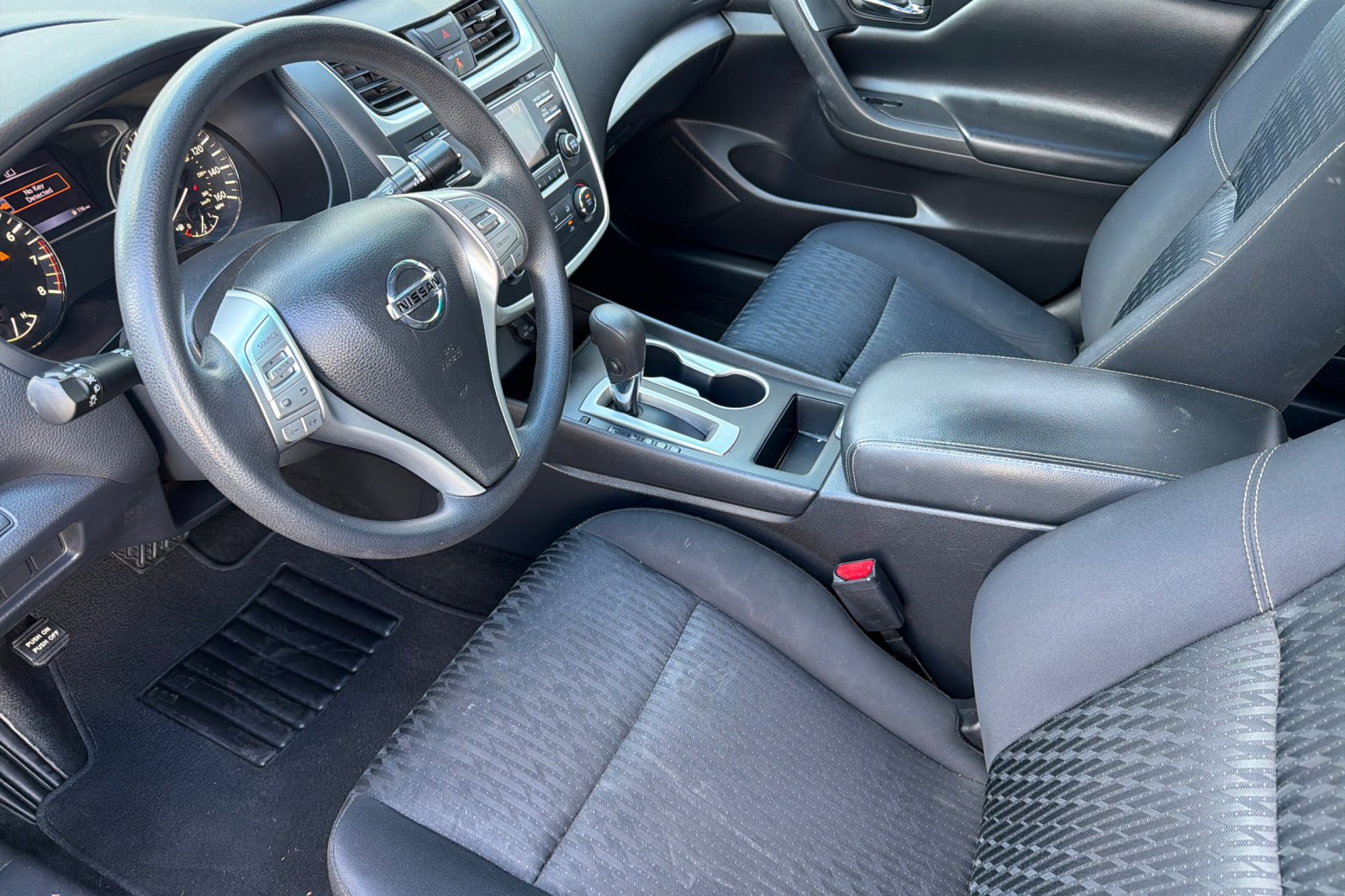 Used 2017 Nissan Altima 2.5 S w/ Power Driver Seat Package FWD image 9