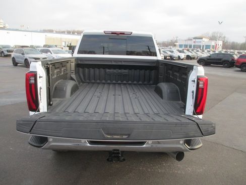 Certified 2024 GMC Sierra 2500 SLT w/ SLT Premium Package image 7