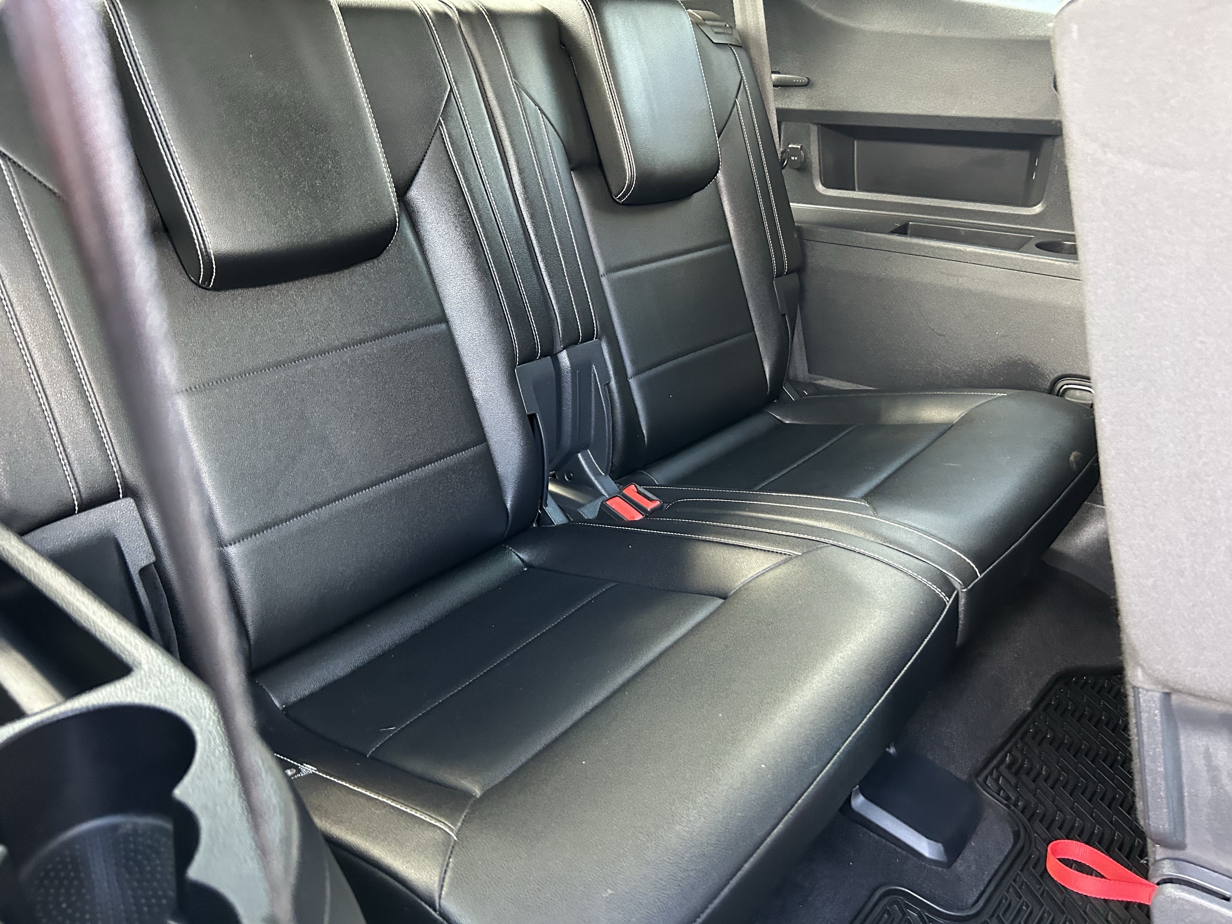 Used 2023 Volkswagen Atlas SE w/ Panoramic Sunroof Package AWD/4WD image 12