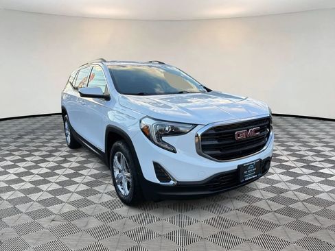 Used 2019 GMC Terrain SLE w/ Driver Convenience Package AWD/4WD image 1