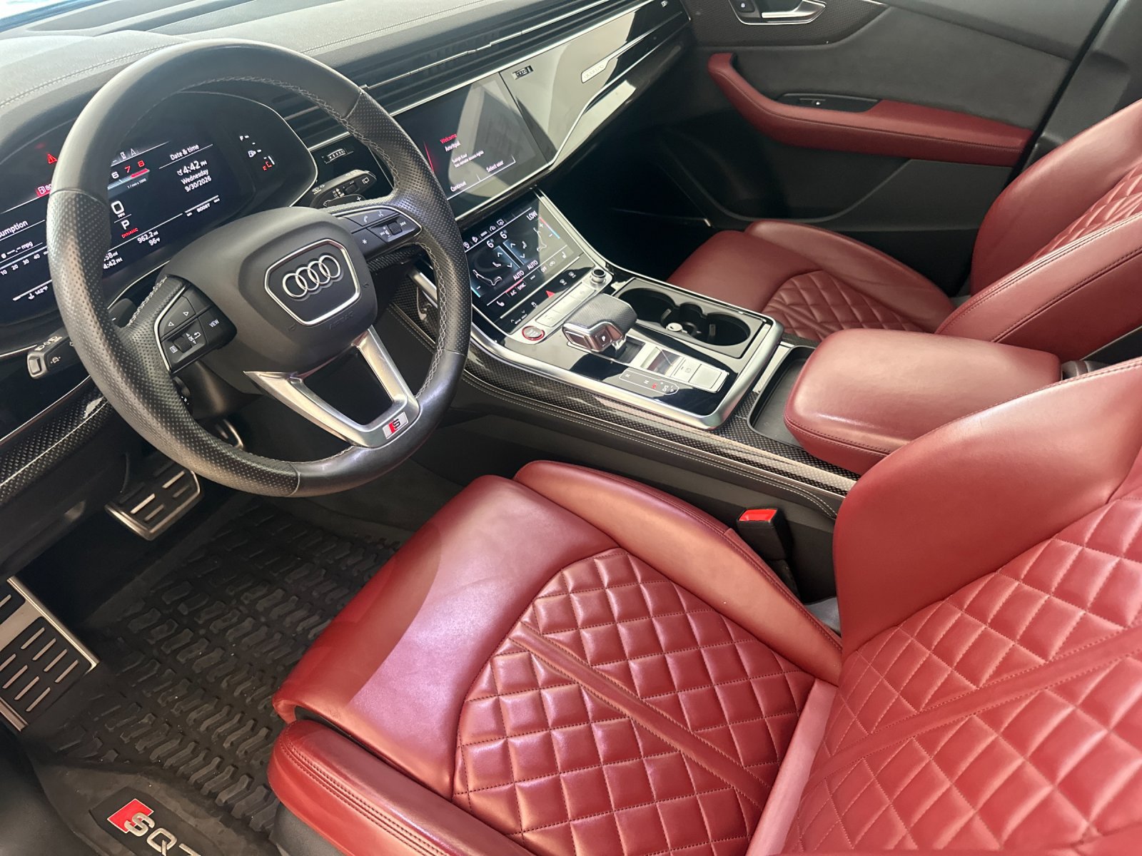 Used 2023 Audi SQ7 Premium Plus w/ Black Optic Package AWD/4WD image 10