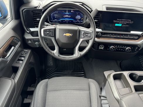 Used 2022 Chevrolet Silverado 1500 LT image 18