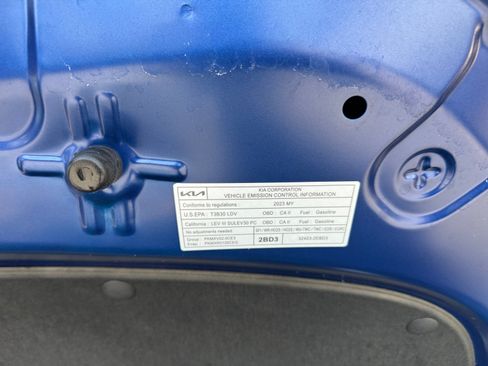 Used 2023 Kia Forte LXS w/ LXS Technology Package FWD image 13