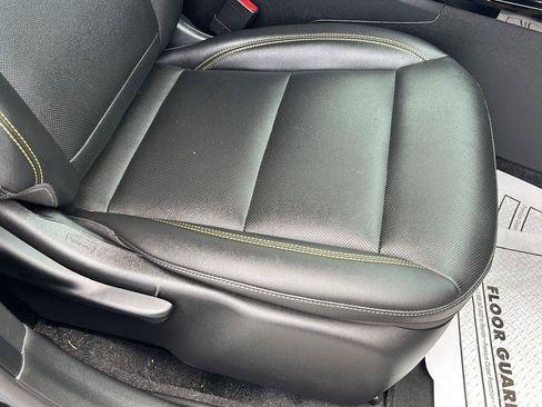 Used 2024 Chevrolet Trax ACTIV FWD image 31