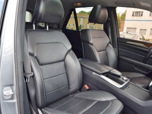 Used 2013 Mercedes-Benz ML 350 4MATIC image 27