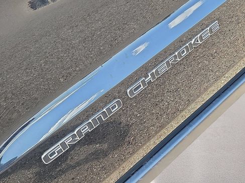 Used 2021 Jeep Grand Cherokee Limited w/ Trailer Tow Group IV AWD/4WD image 11