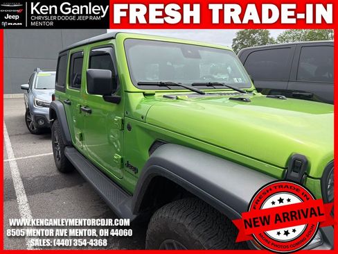 Used 2025 Jeep Wrangler Unlimited Sport AWD/4WD image 12