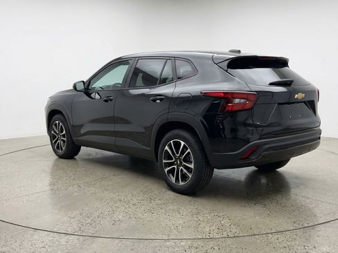 Used 2025 Chevrolet TrailBlazer LT image 6