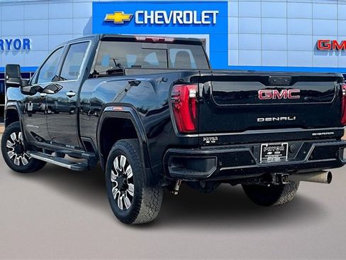 Used 2025 GMC Sierra 2500 Denali w/ Denali Reserve Package image 4