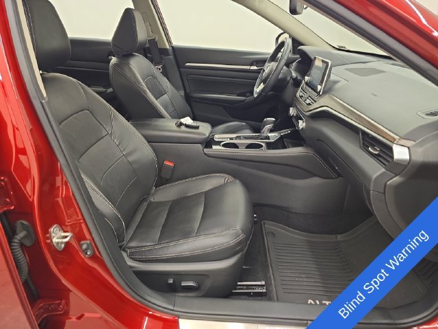 Used 2020 Nissan Altima 2.5 SL FWD image 9