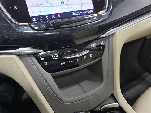Certified 2023 Cadillac XT6 Premium Luxury image 20