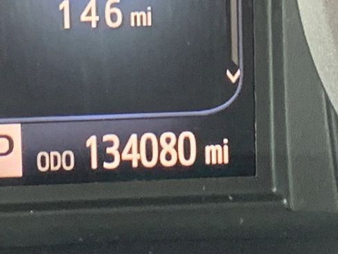 Used 2019 Toyota Sienna LE image 25