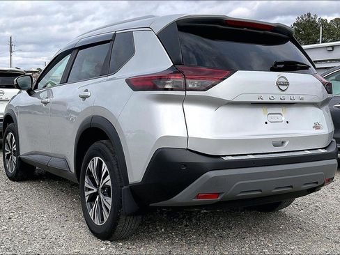 Certified 2023 Nissan Rogue SV w/ SV Premium B Package image 4