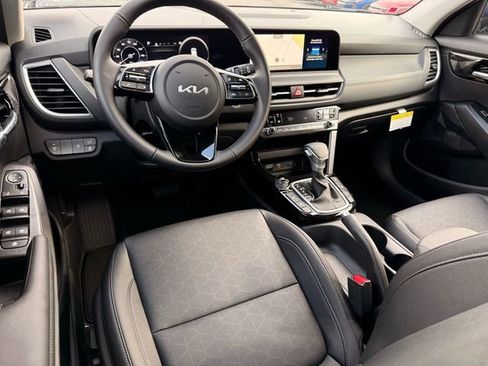 New 2026 Kia Seltos EX image 5