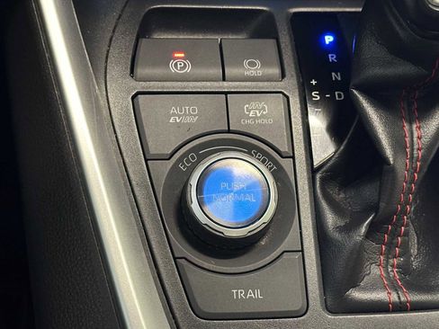 Certified 2021 Toyota RAV4 XSE w/ Premium Package AWD/4WD image 16